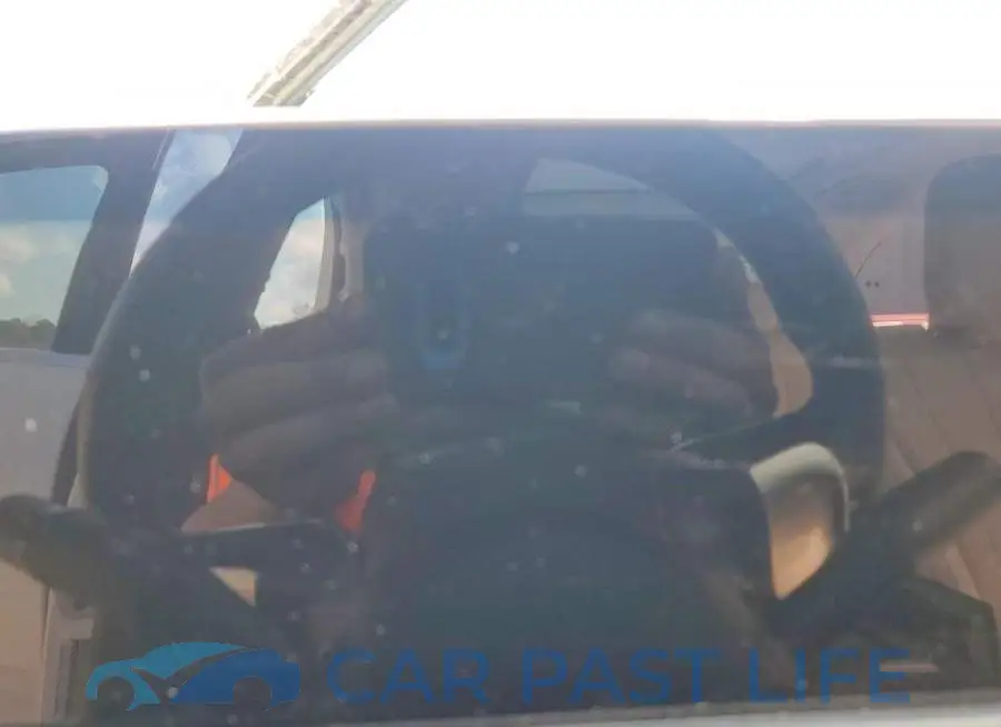 W1KLF6BB5SA102572# 9