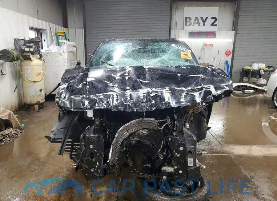 1C4RJKAGXP8768382# 5