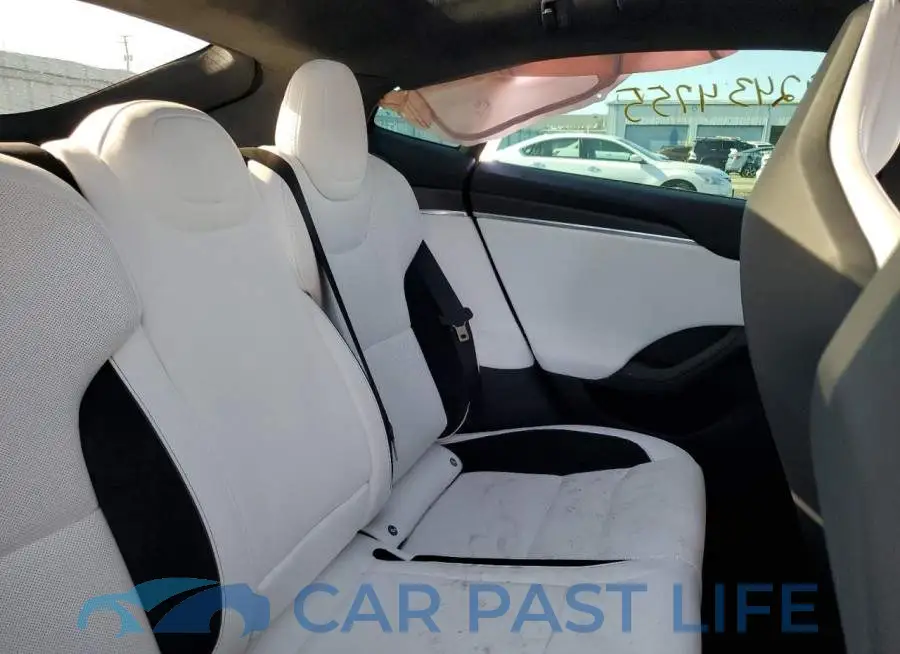 5YJSA1E63SF549463# 10