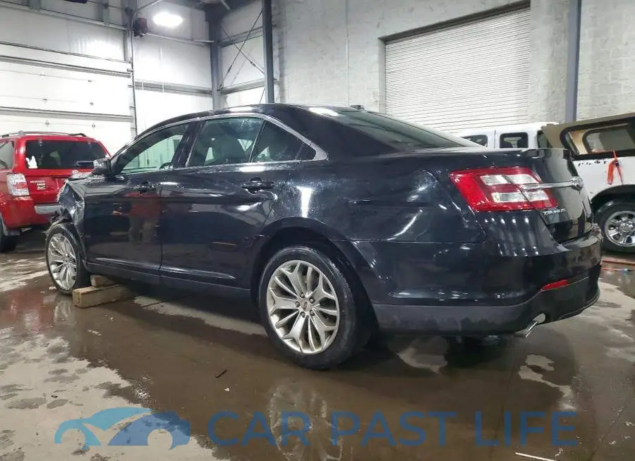 1FAHP2F82KG108577# 2
