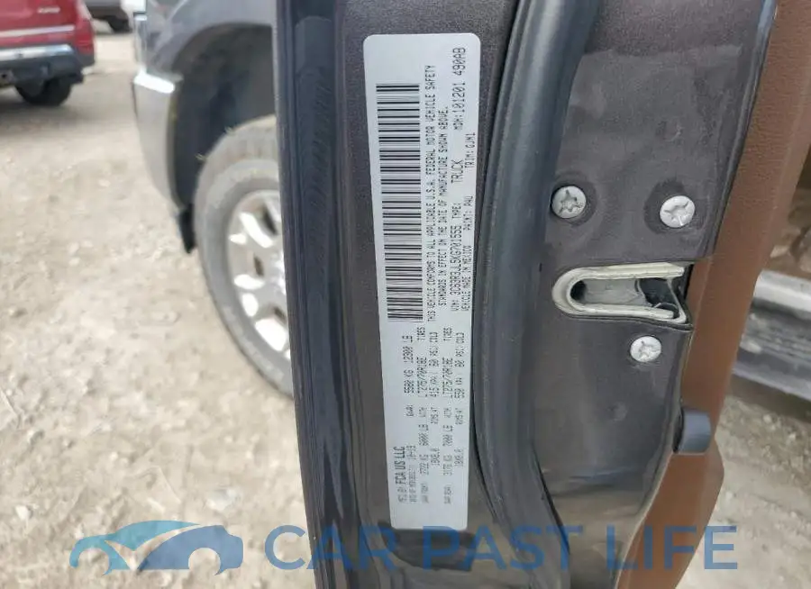 3C63R3JL5KG701555# 12