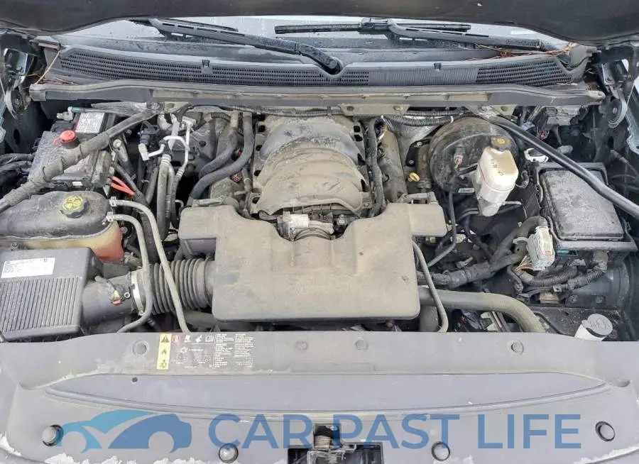3GTU2PEC1JG245152# 12