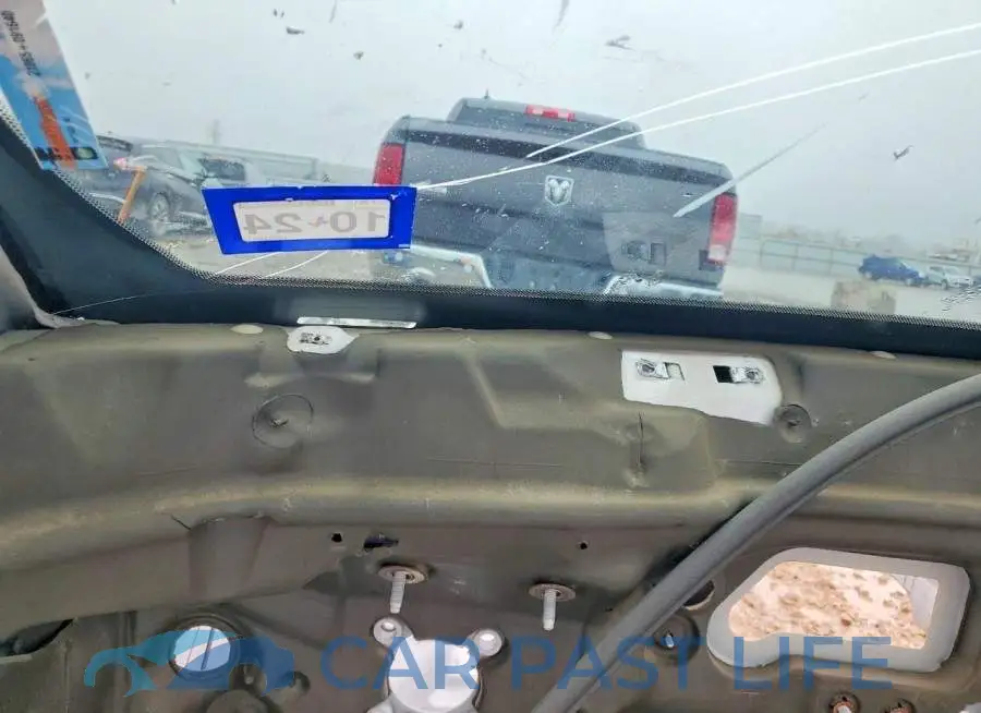 2C3CDXGJ7HH510818# 9