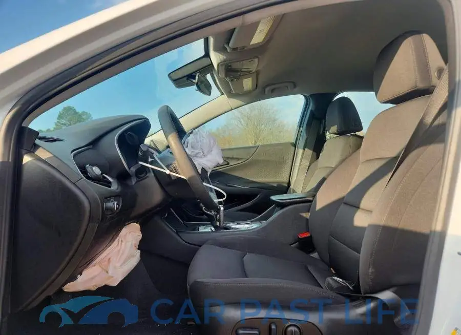 1G1ZC5ST8RF192953# 7