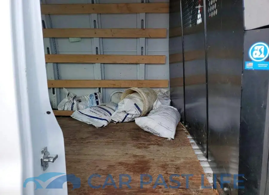 1GCWGAFP8P1141872# 11