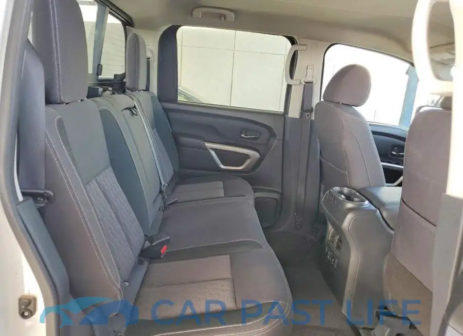1N6AA1EF6PN101610# 10