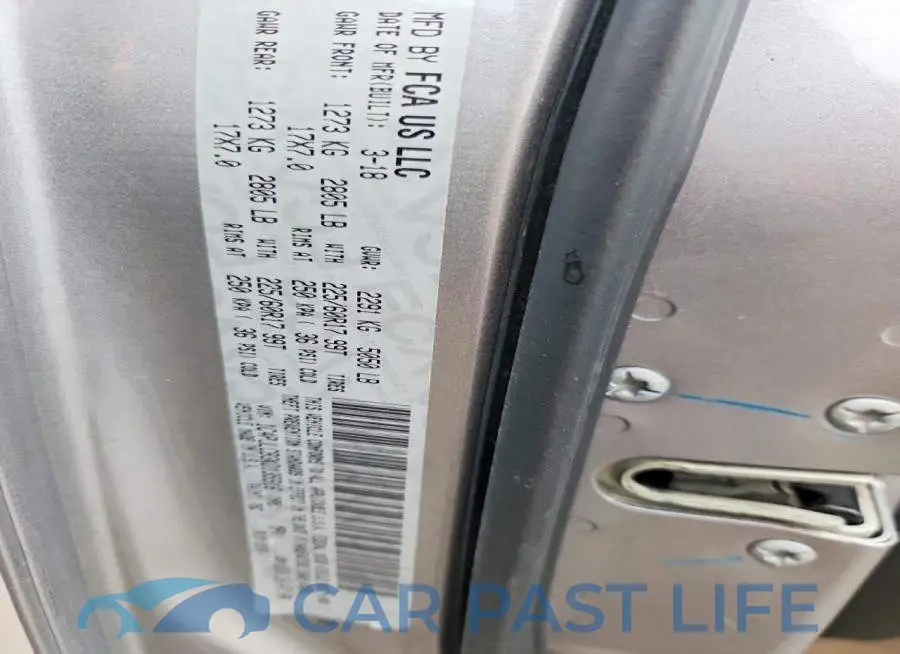 1C4PJLCB3KD135916# 13
