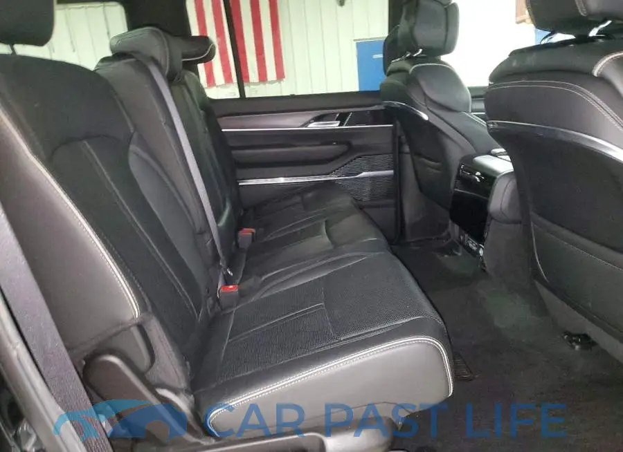 1C4SJSFP6RS158236# 11