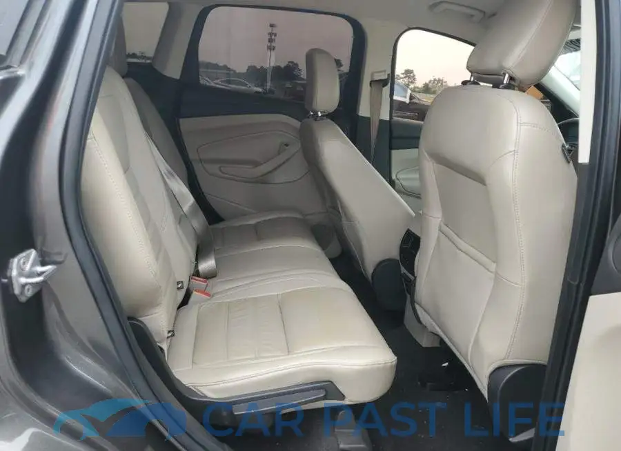 1FMCU9J92JUA63626# 11
