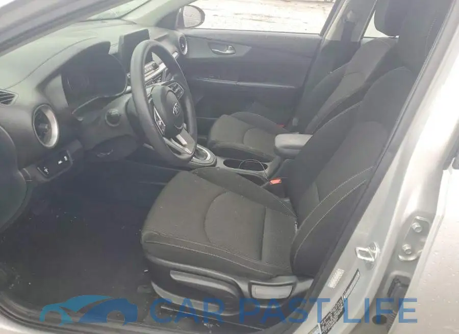 3KPF24AD5ME328590# 7
