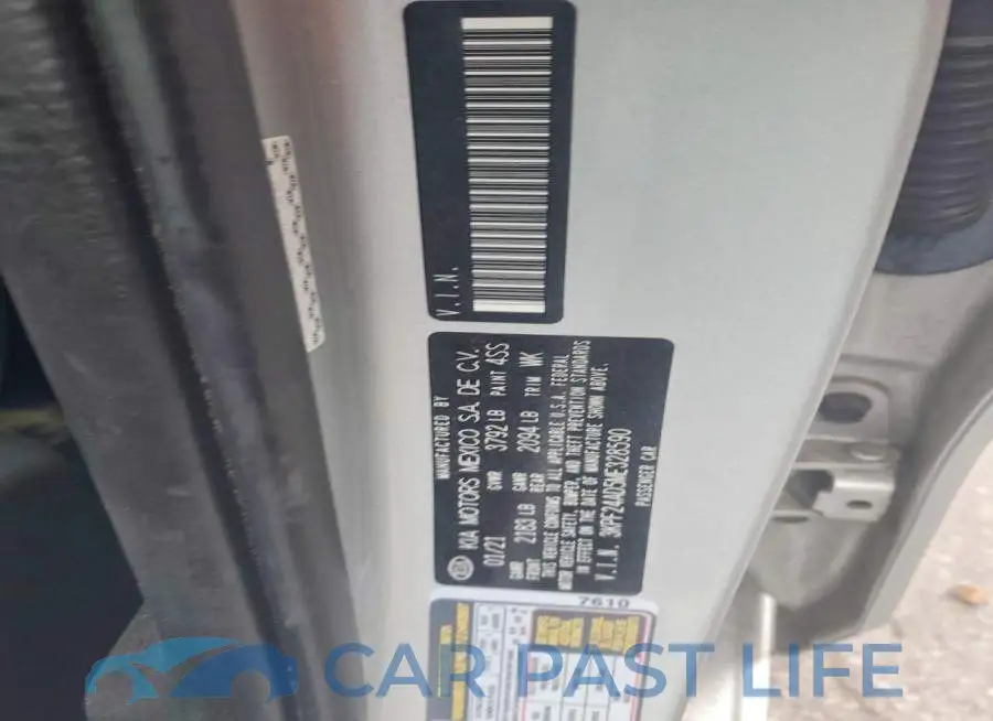 3KPF24AD5ME328590# 12