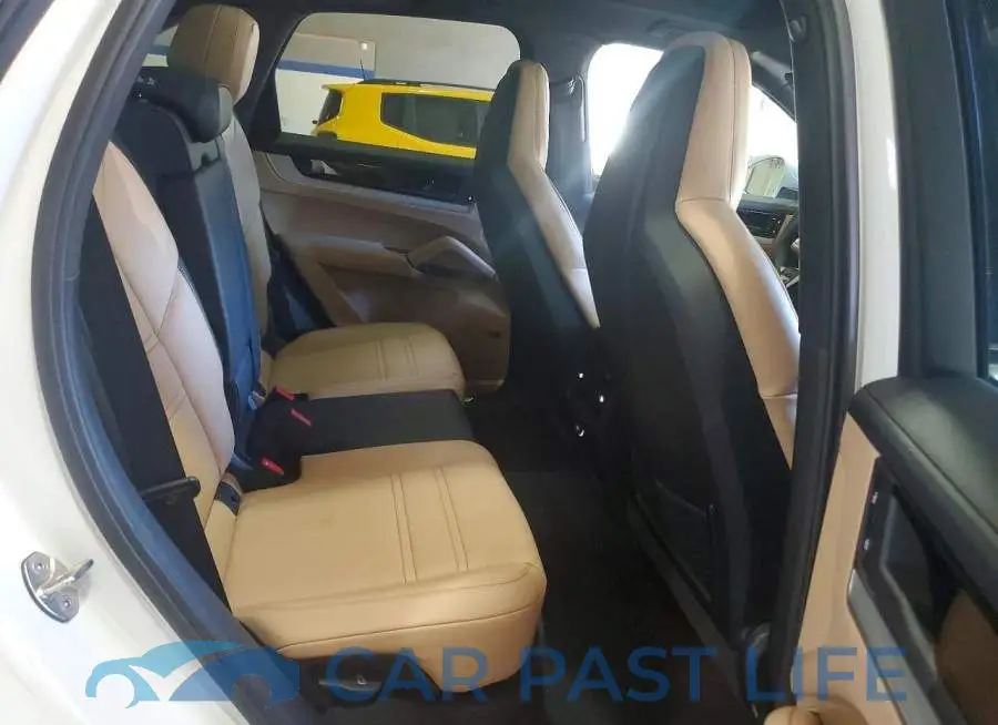 WP1AE2AY3SDA16743# 11