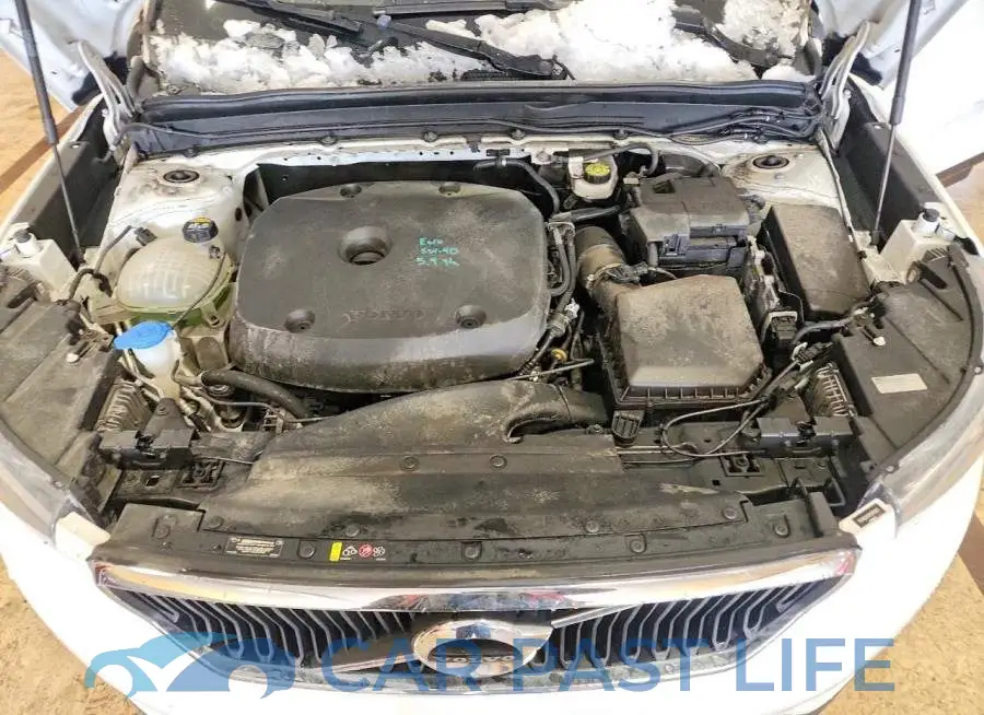 YV4162UK2M2403821# 11