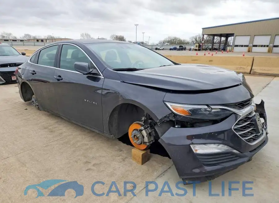 1G1ZD5ST4PF138835# 4