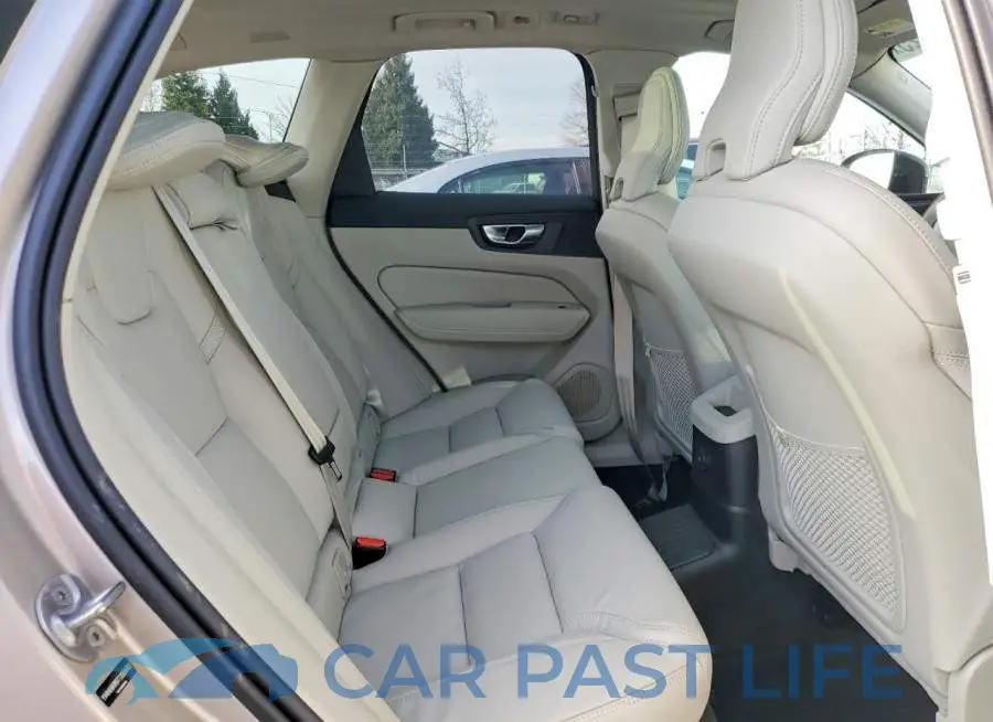 YV4H60RM9T1356692# 10