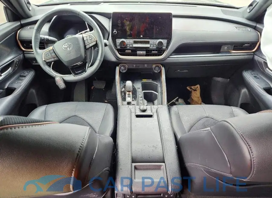 5TDADAB5XRS006633# 8