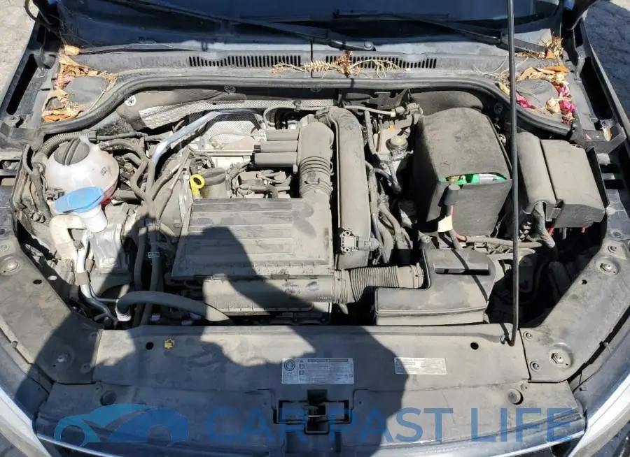 3VW2B7AJ8HM213173# 11