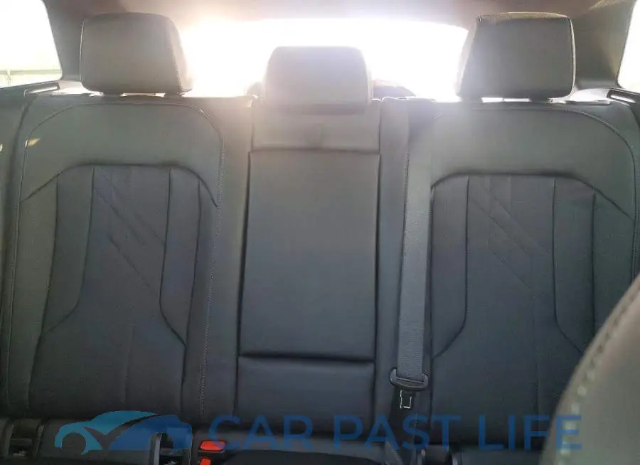 5UX53GP0XT9211300# 10