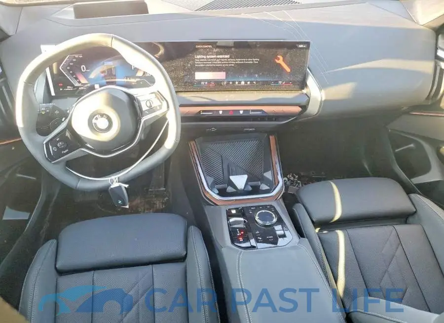 5UX53GP0XT9211300# 8