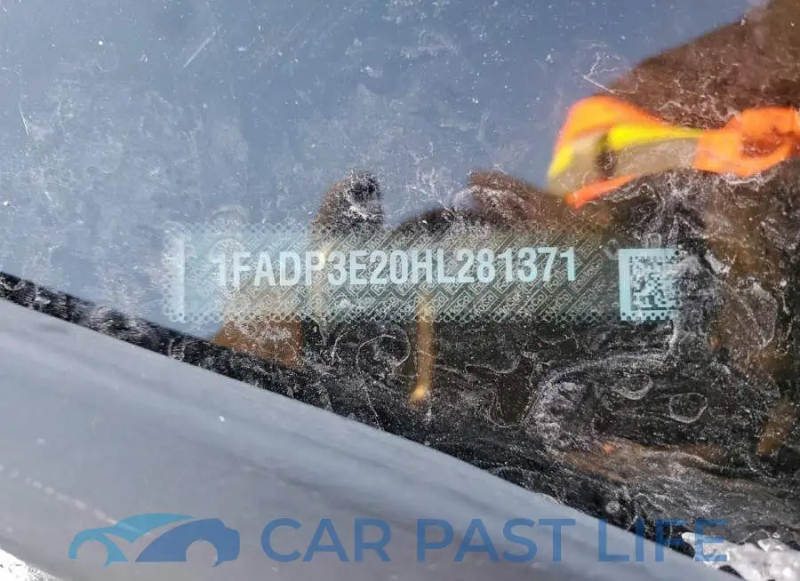 1FADP3E20HL281371# 12