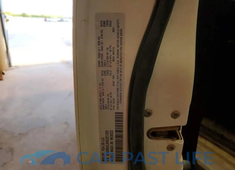 3C6UR5DLXRG321729# 13