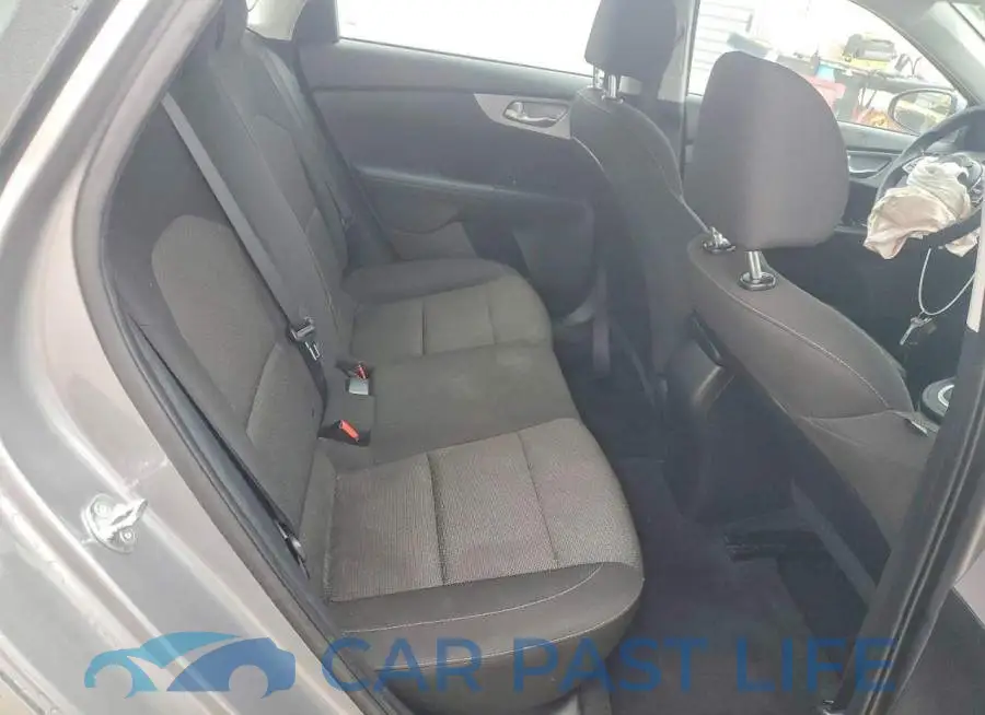 3KPF24AD4PE649492# 10