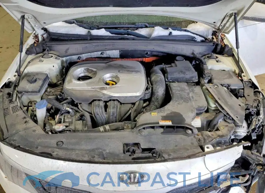 KNAGT4LE4J5021178# 11