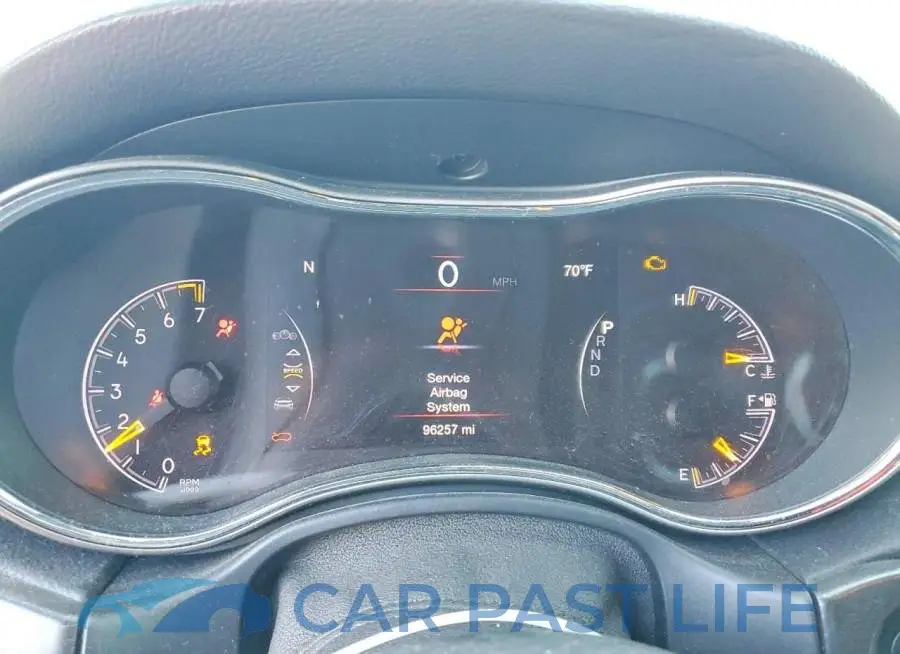 1C4RJEAG3HC819737# 9