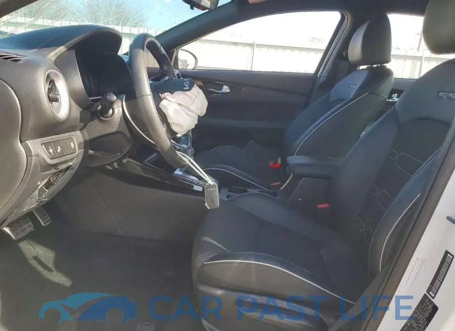 3KPF54AD5RE824035# 7