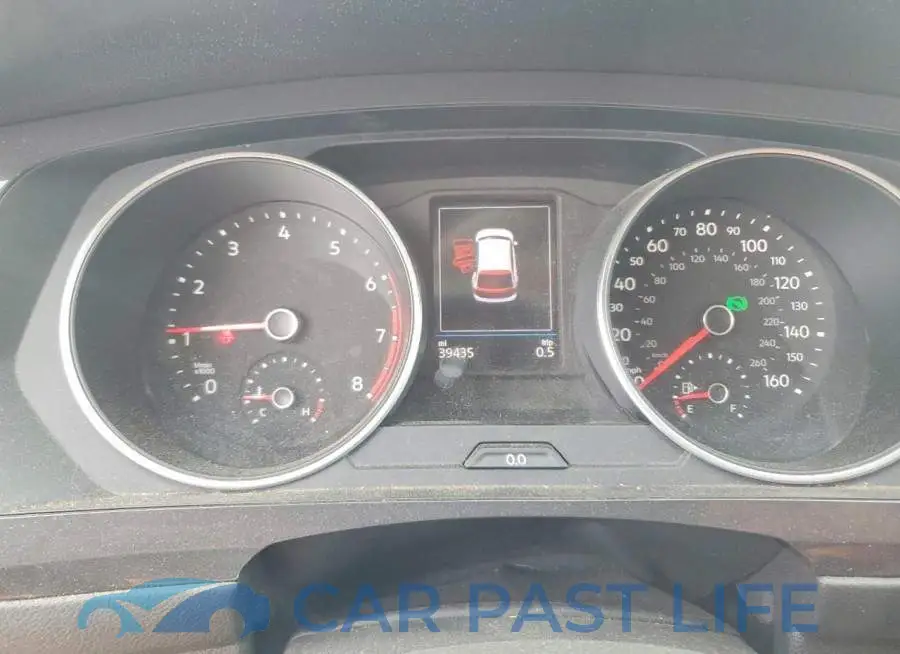 3VV2B7AX3KM187565# 9