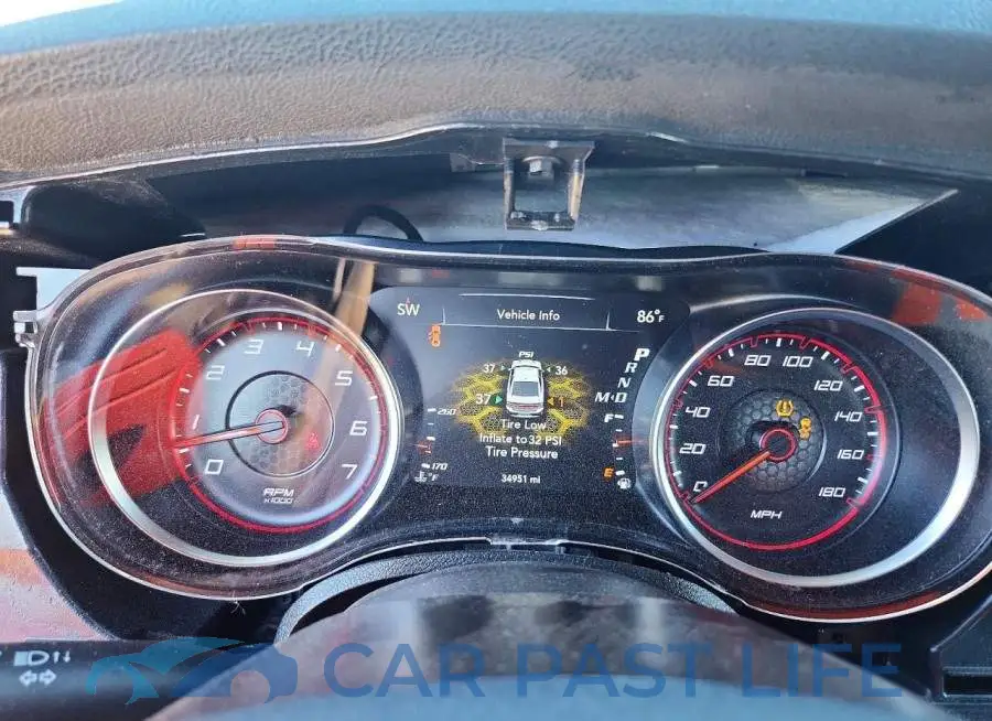 2C3CDXGJ6LH182185# 9