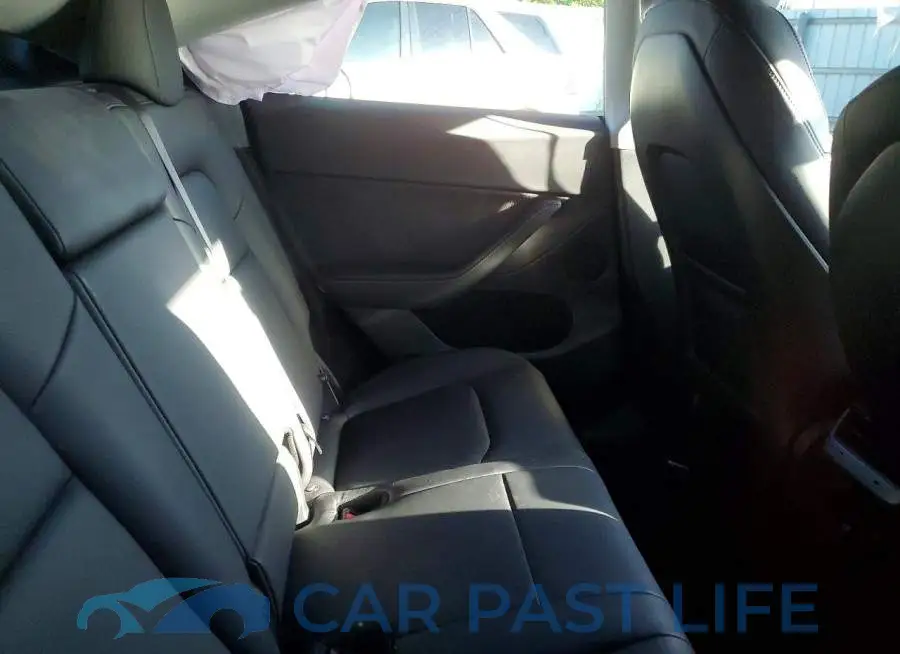7SAYGDEE4SF305633# 11