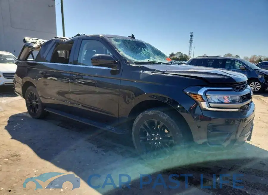 1FMJK1J85REA21138# 4