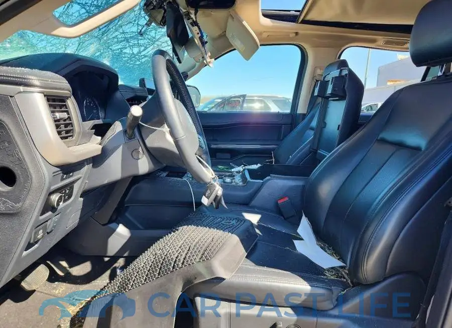 1FMJK1J85REA21138# 7