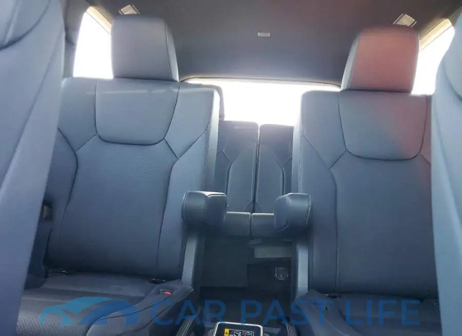 5TDABAB65RS002827# 10