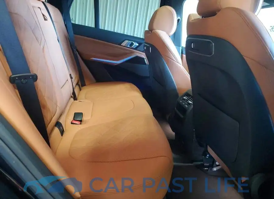 5UX23EU02T9067107# 11