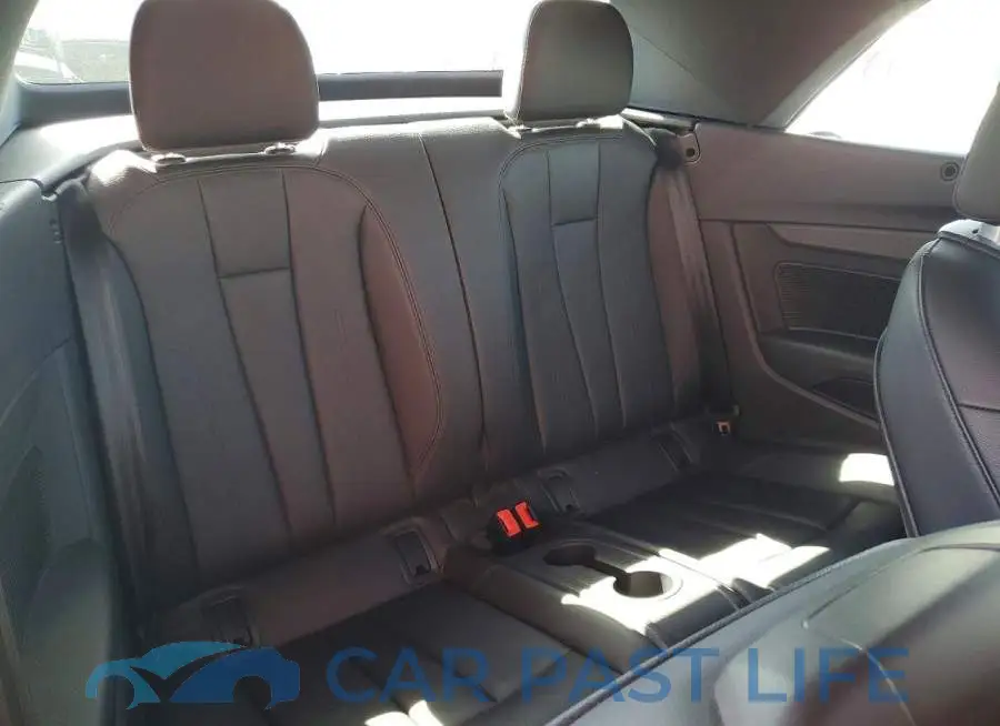 WAUYNGF59JN021852# 10
