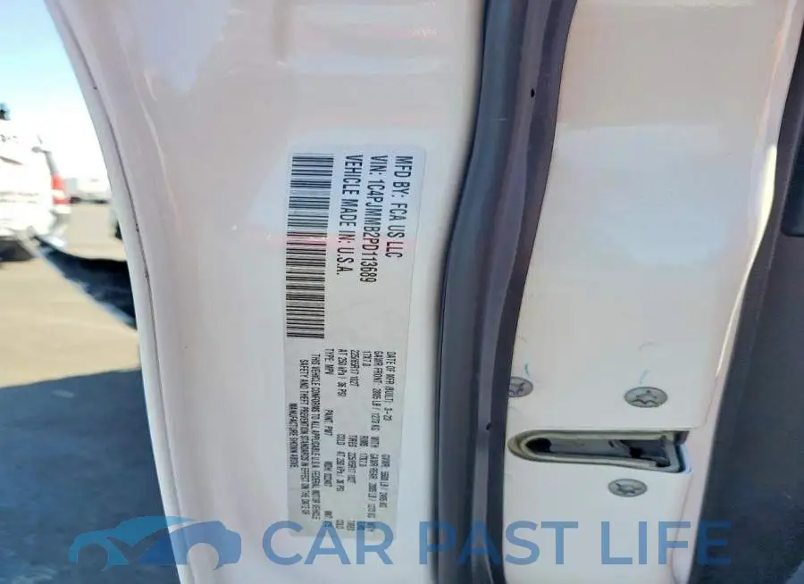 1C4PJMMB2PD113689# 13
