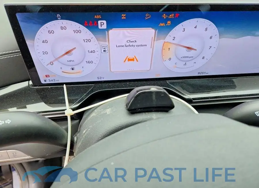 KMUHFESB9TU319159# 9