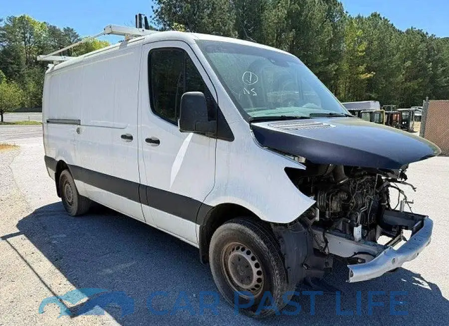 WD3PE7ED5KT010958# 2
