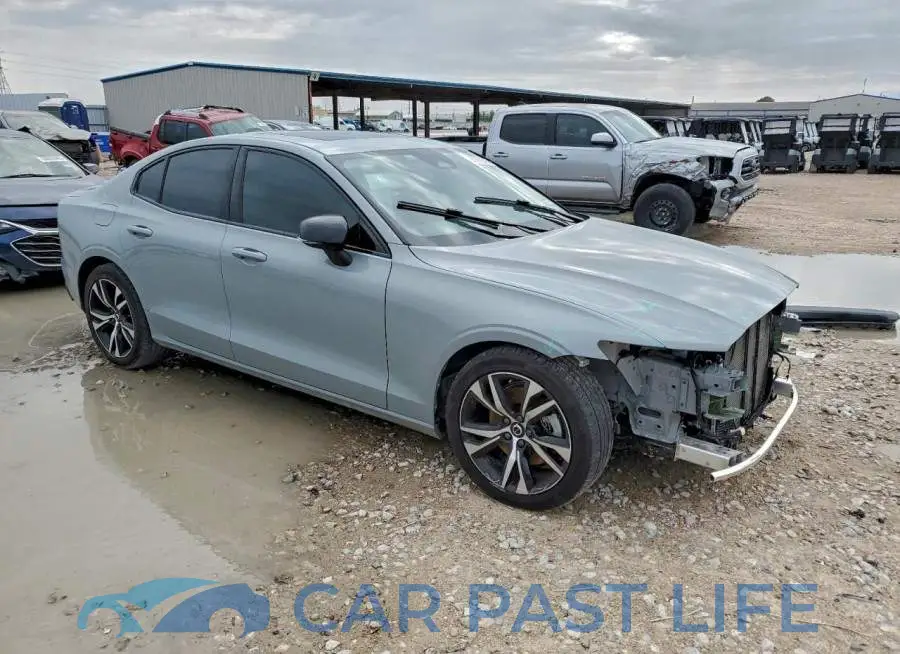 7JRL12FJ9SG366928# 4