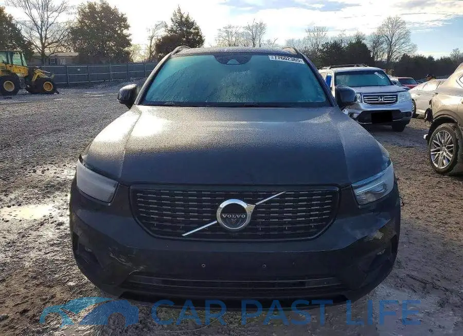 YV4162UM6N2777870# 5