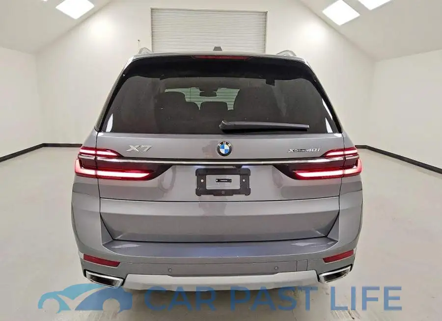 5UX23EM03T9401760# 6
