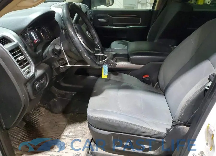 3C63R3HL1KG702966# 7