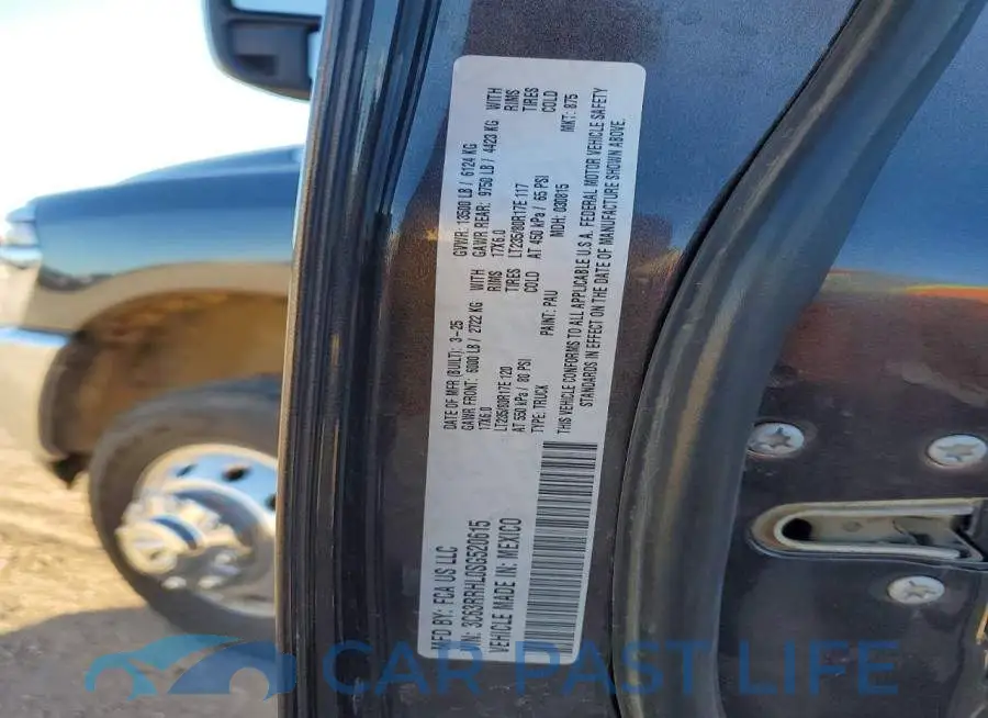 3C63RRHL0SG520615# 12