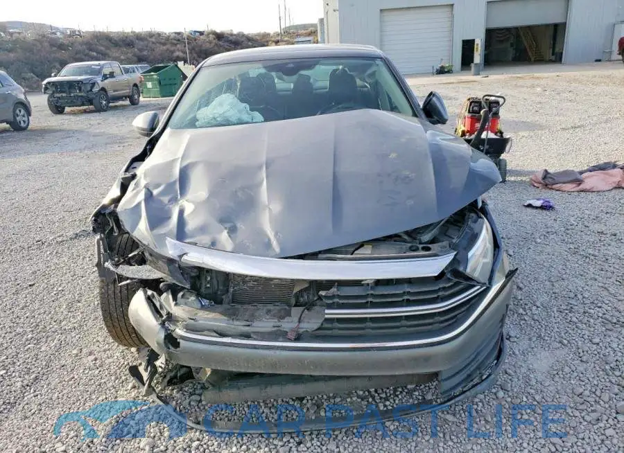 3VW7M7BU7RM003092# 5