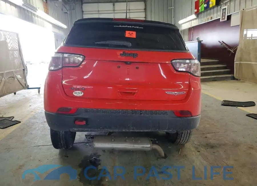 3C4NJDDB7LT132086# 6