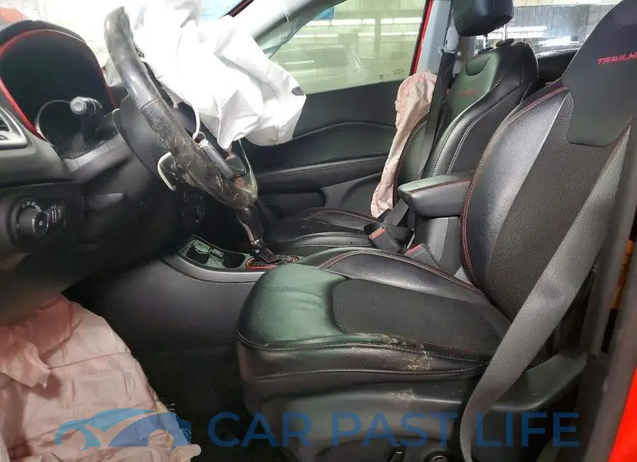 3C4NJDDB7LT132086# 7