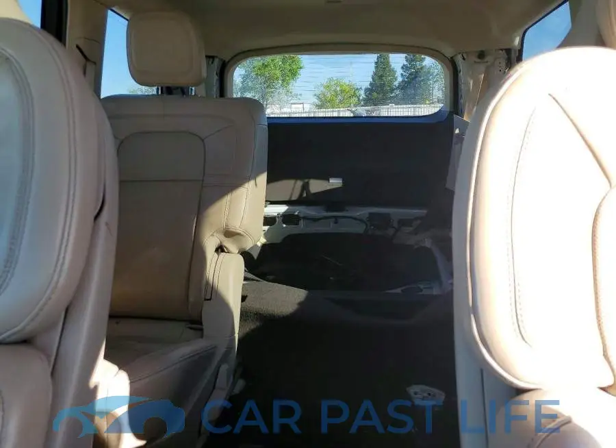 5LM5J7XC1MGL10269# 10