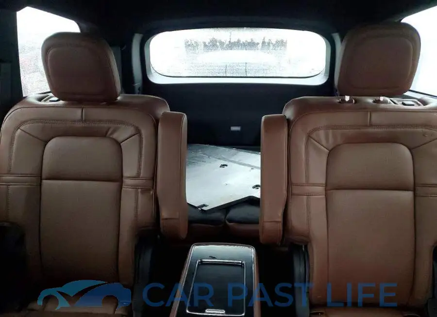 5LM5J7XC8SGL32539# 10